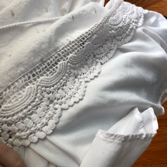 White lace dress - Picture 7 of 7